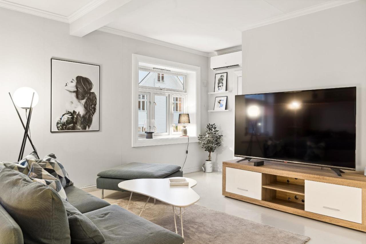 Stylish And Spacious In Center Tromsø