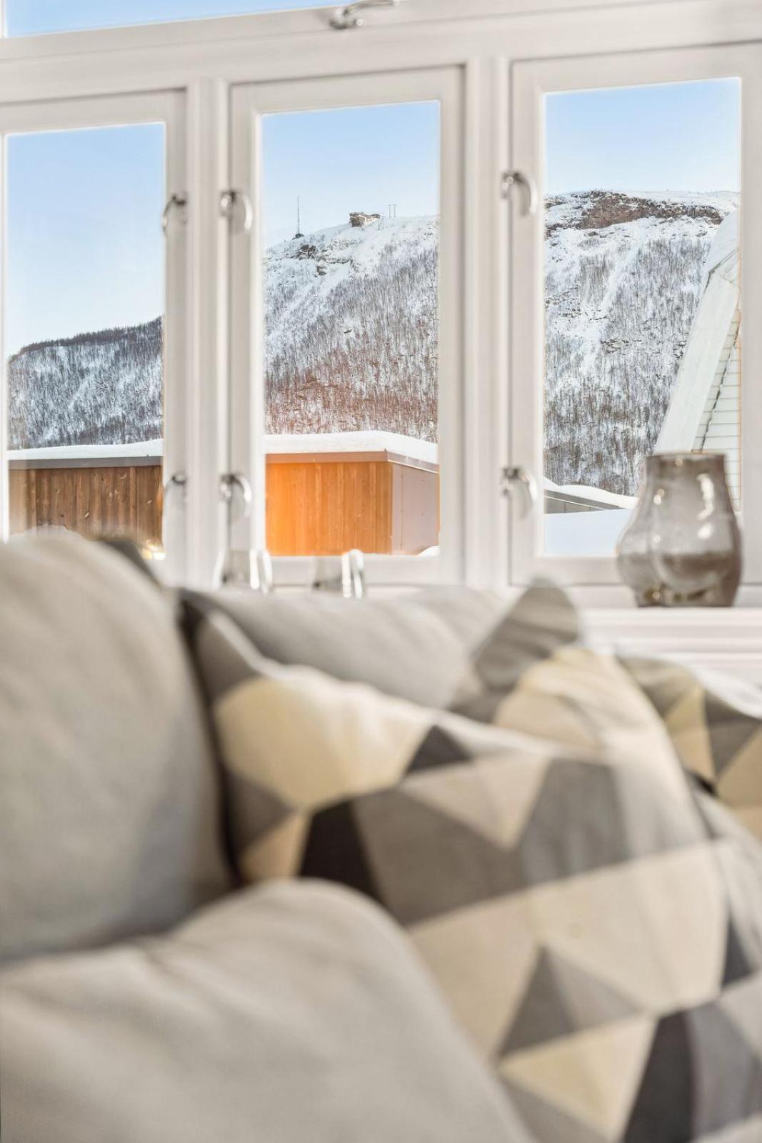 Stylish And Spacious In Center Сasa de vacaciones *