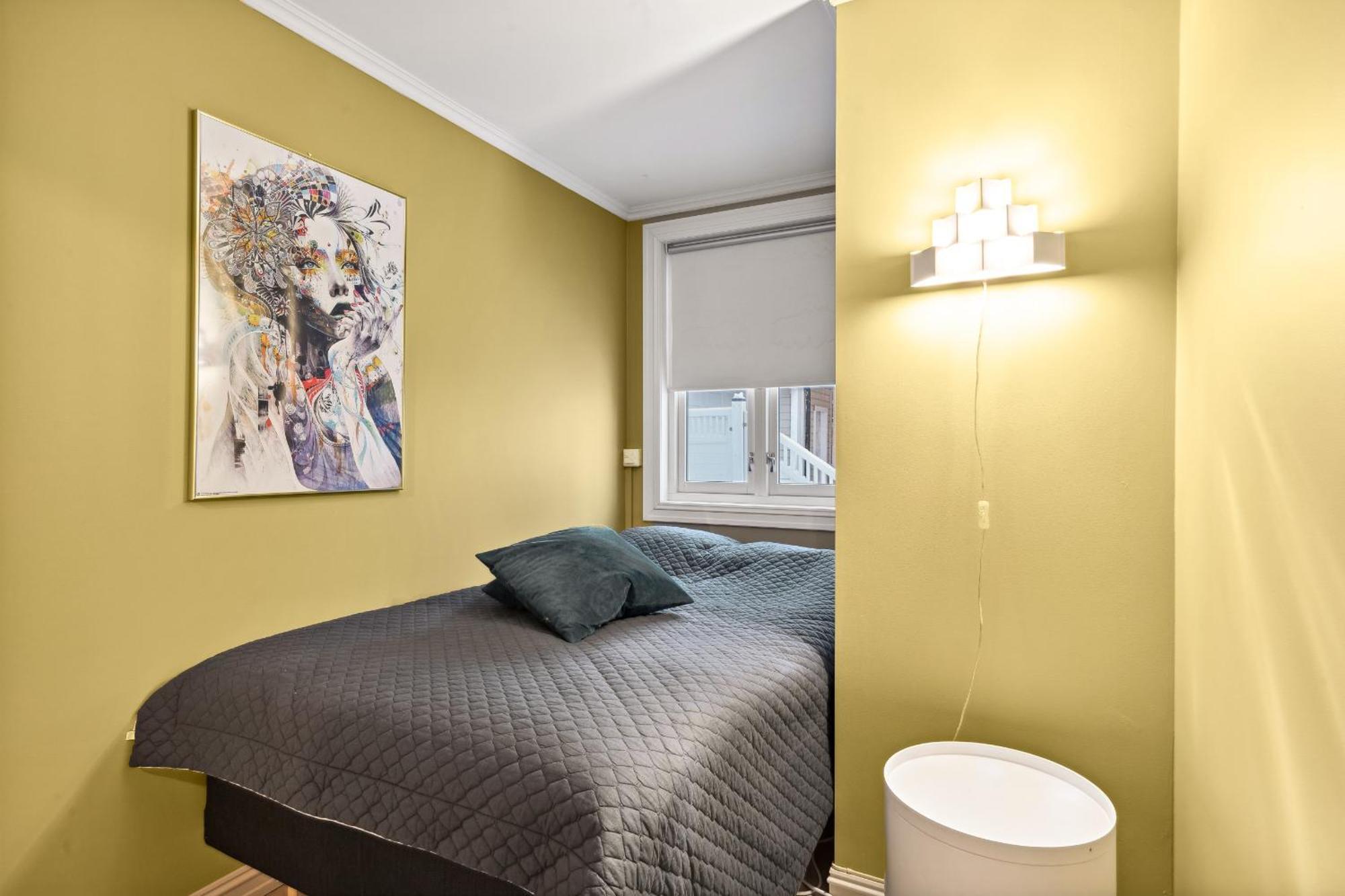 Stylish And Spacious In Center Сasa de vacaciones